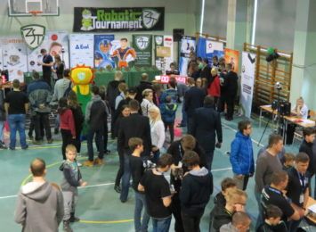 Robotic Tournament: Ponad 400 robotów w Zespole Szkół Technicznych w Rybniku