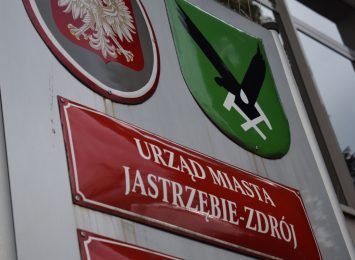 Związki zawodowe walczą o wyższe zarobki w Urzędzie Miasta w Jastrzębiu-Zdroju