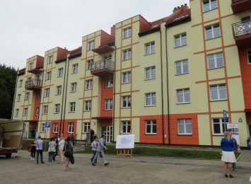 "Będziemy budować mieszkania Społecznej Inicjatywy Mieszkaniowej" - mówi w Radiu 90 Anna Hetman