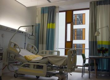 Kucharzewska: Czekamy na decyzję ministra w sprawie uruchomienia kolejnych miejsc covidowych w śląskich szpitalach