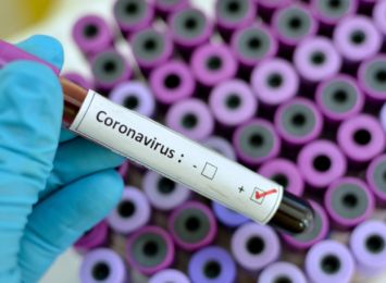 Spada liczba zakażeń koronawirusem