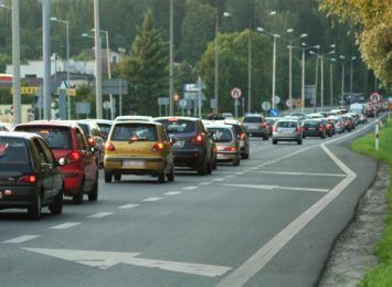 Eurostat: najstarsze samochody w Europie jeżdżą po polskich drogach