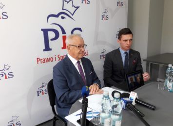 Poseł Piecha: "Prezydent Kuczera usprawiedliwiał w porannej rozmowie w Radiu 90 swoją nieudolność"