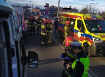 Wypadek na Rybnickiej w Jastrzębiu. Trzy osoby zostały poszkodowane