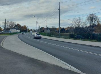 20 tysięcy pojazdów dziennie! Dzisiaj oficjalnie otwarto wyremontowany odcinek Drogi Wojewódzkiej 933