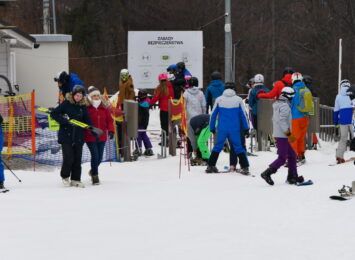 Beskidy: Sporo narciarzy, bo w części kraju już trwają ferie