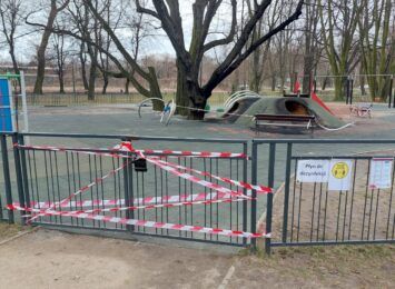Wodzisław podliczył wysokość strat po pożarze na placu zabaw w Parku Miejskim