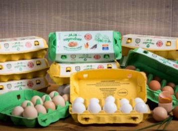 Jaja ze zwiększoną zawartością kwasów omega 3 od firmy Jaj-Pol. Dostępne w sklepach, dostępne w jajomacie [materiał partnera]