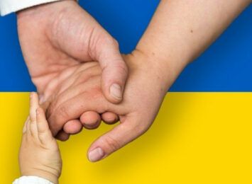 ZUS dla obywateli Ukrainy. Na jakich zasadach będą otrzymywać świadczenia dla rodziny?