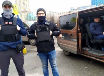Jastrzębscy policjanci z darami dotarli do Kijowa. Do Polski ewakuowali 29 osób [FOTO]