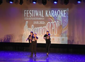 Wyśpiewali największe hity! Za nami Festiwal Karaoke Osób Niepełnosprawnych w Wodzisławiu [FOTO]
