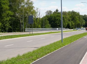 Można już jeździć nowym wiaduktem w Jastrzębiu-Zdroju. Zakończyły się prace budowlane przy inwestycji na alei Piłsudskiego