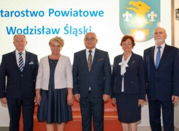 Zarząd powiatu wodzisławskiego z absolutorium i wotum zaufania