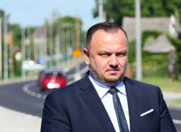 Marszałek Chełstowski: "Mam nadzieję, że parlamentarzyści naprawią ustawę o wynagrodzeniach w szpitalach"