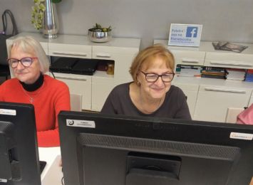 Komputery dla seniorów z Jastrzębia od Fundacji JSW