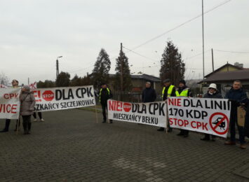 Protest w Palowicach przeciwko CPK. Boją się o domy, przyrodę i zabytki