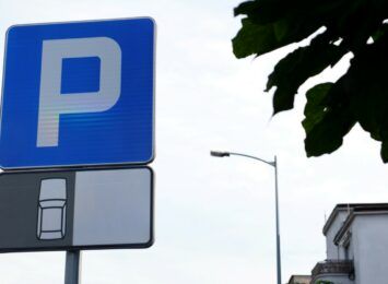 Dobra wiadomość dla kierowców: W żorskich parkomatach można płacić kartą