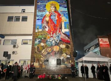 Wizerunek św. Barbary na budynku cechowni Ruchu Zofiówka