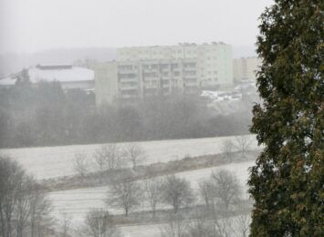 Są ostrzeżenia meteorologów, w części regionu intensywne opady śniegu