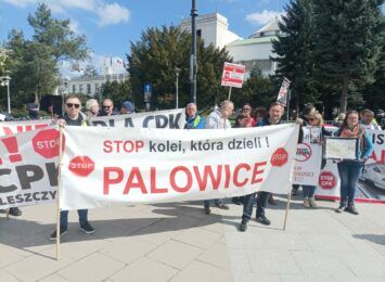 STOP CPK: Protest przed Sejmem w Warszawie