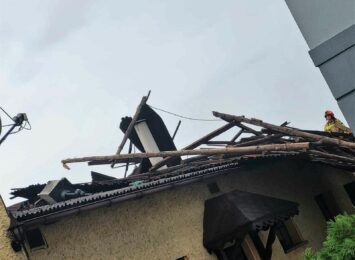 Wiatr zerwał dach