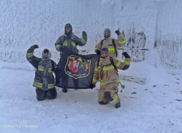 Strażacy z OSP w Leszczynach